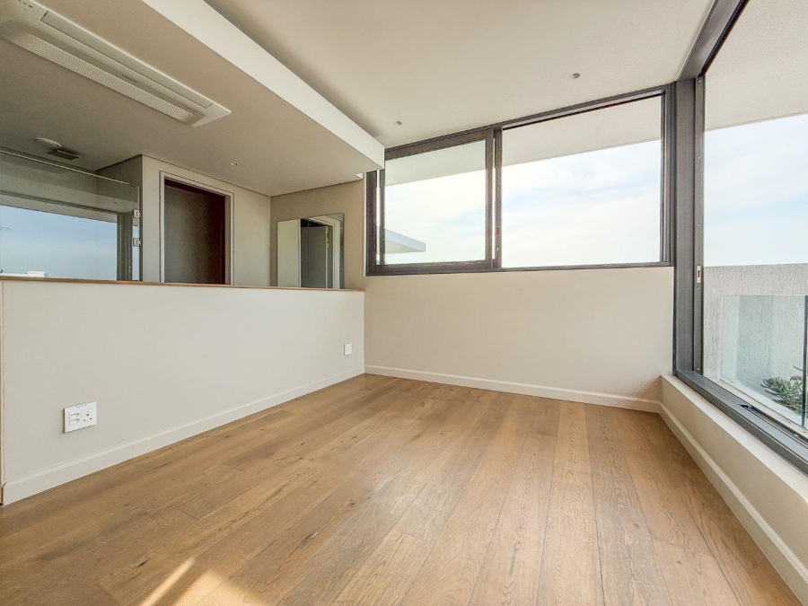 3 Bedroom Property for Sale in Fresnaye Western Cape